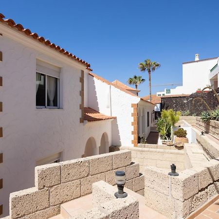 Casa Naranja: Family-Friendly Villa with Heated Pool and BBQ Poris de Abona Exterior photo