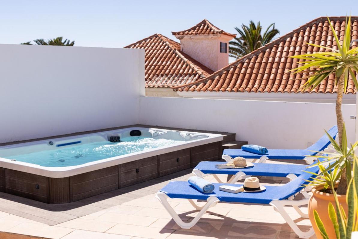 Casa Naranja: Family-Friendly Villa with Heated Pool and BBQ Poris de Abona Exterior photo